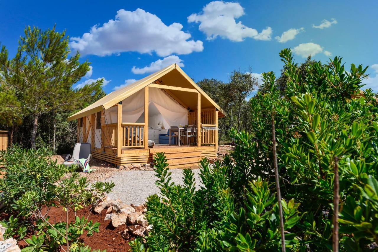 Glamping Ugljan Hotel Zadar Exterior foto